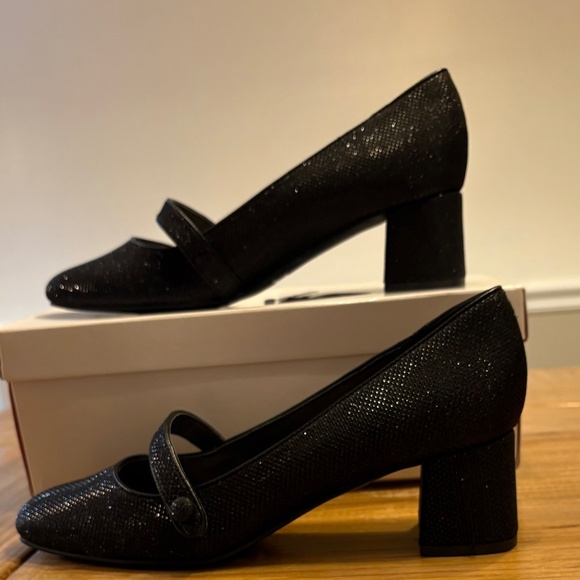 Isaac Mizrahi Mary Jane glitter pump - Picture 2 of 4